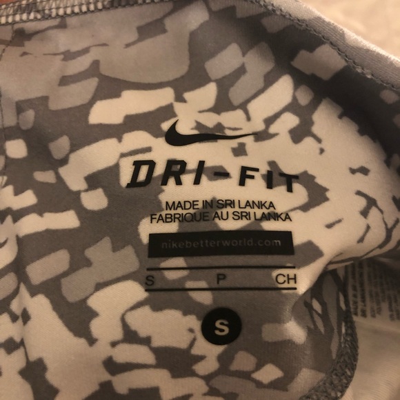 Nike Leggings(s) - Picture 3 of 3